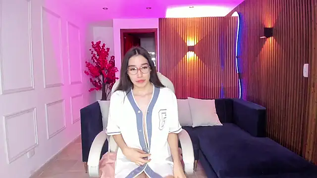 Emma_caarter_ live