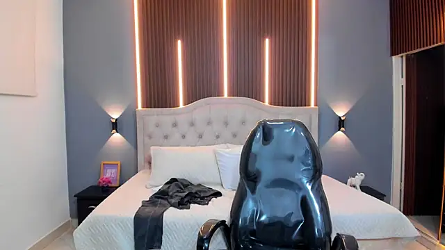 Tommy18__ live