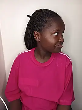 little_creamy live
