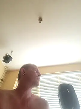 piercingpik live