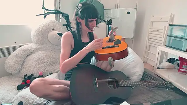 CeriseLapine live