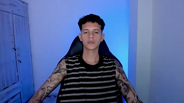 tylerrnova live