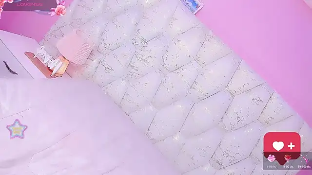 Lexxy_Mattell live