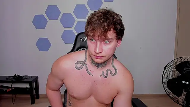Chris_Tyson live
