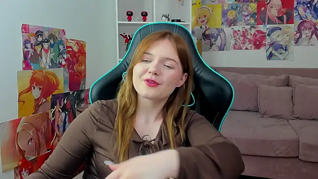 ElinaVale live