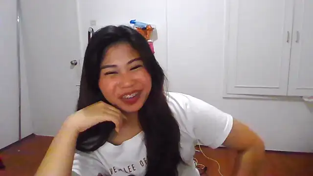 CathleenLaurole live
