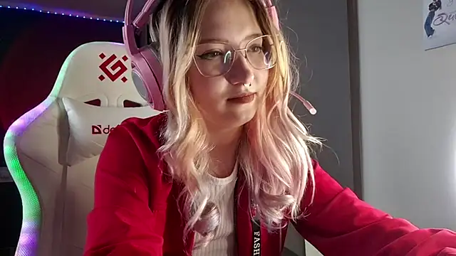 FunnyLila live