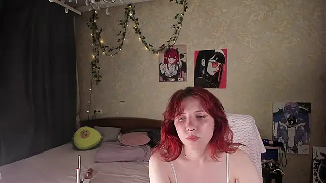 Love_is_Lola live