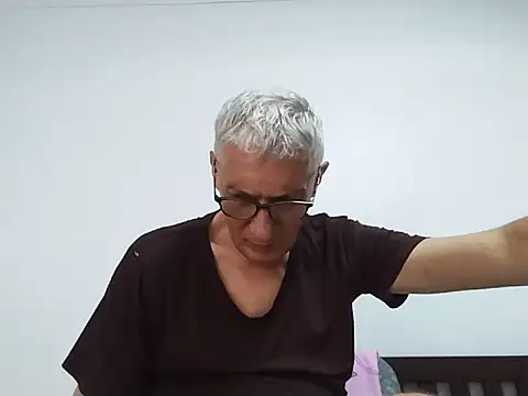 BIGUNCUTHARDCOCK live