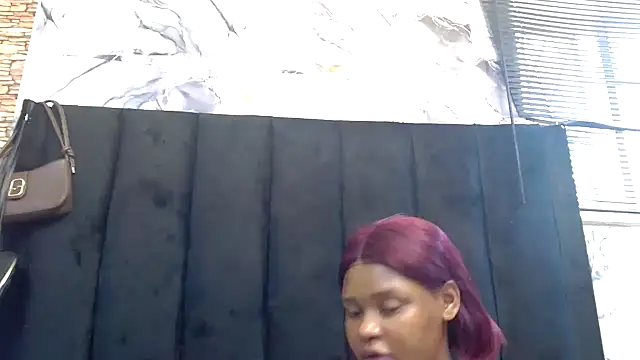 SexyBaddieXXX live