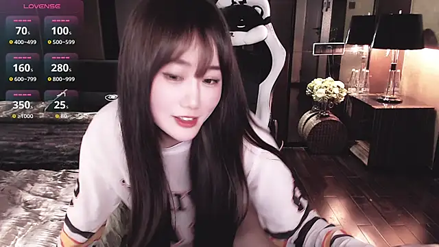 Aurora_-77 live