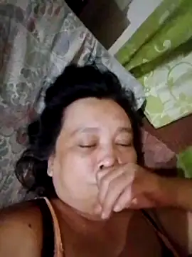 jeanyummytits live