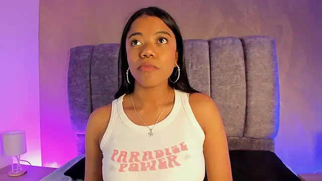 Ariana_roxe_ live