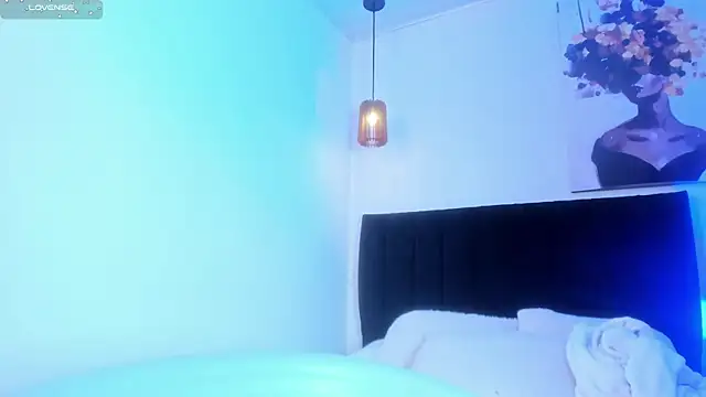 dolly_zoe live