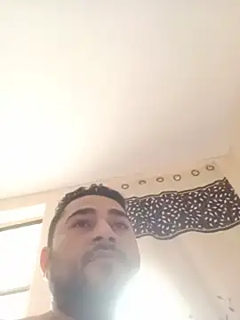 riyamahato8043 live