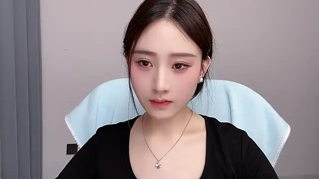 _222Mia live