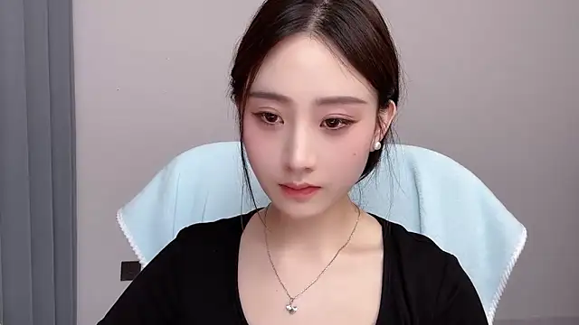 _222Mia live