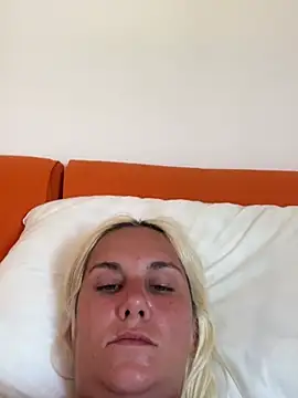 Sofia_beee live