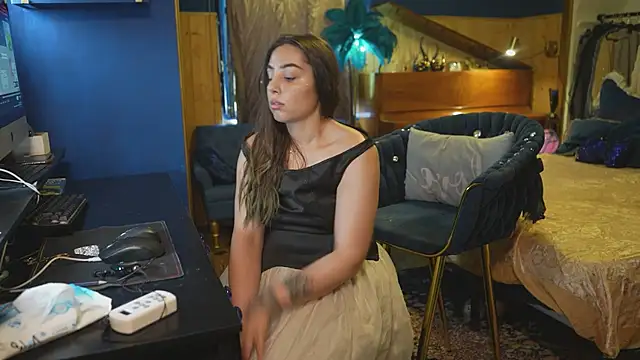 VanessaDoyle live