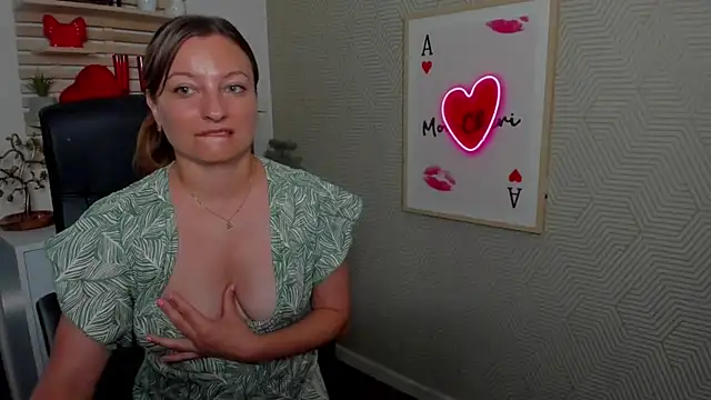 angelaSamt live