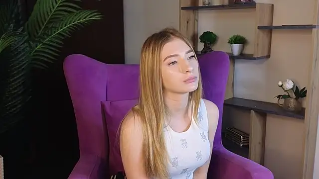 TashiaFink live