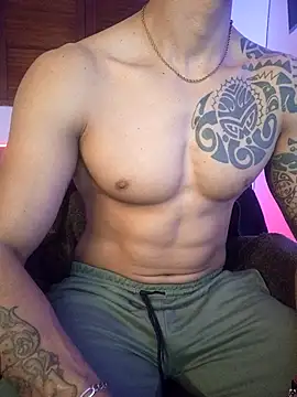 Joylopez_fit live