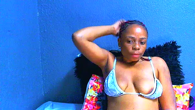 SMALLBOOBSXX live