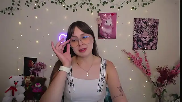 Amanda_Bright_ live