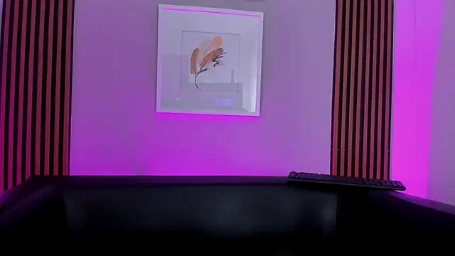 Ariana_collinss live
