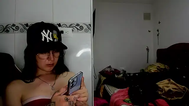 Sweet-Suck69 live