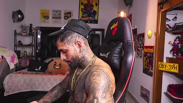 logan_hugh8 live