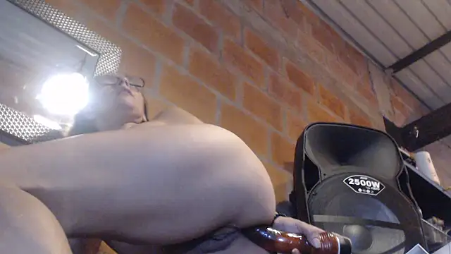 DevoraAmateur live