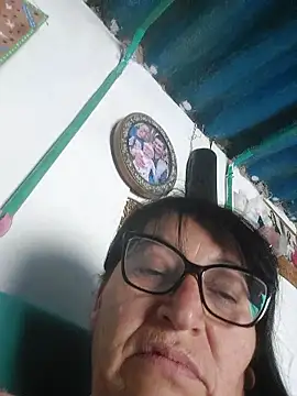 clarita_01 live
