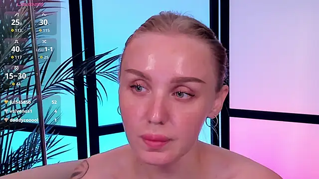 LianaFord live