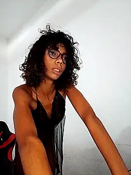 ElisaBoyer live