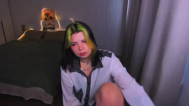 AliceSpencery live