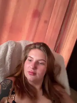Lunna_Azure live