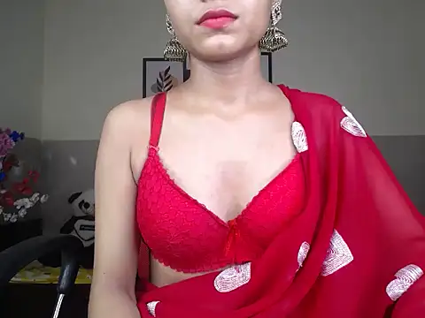 Xo_maya live