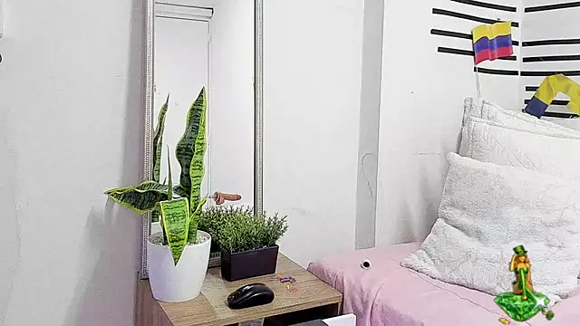 LindaCatalina_ live