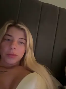 TaysummerB live