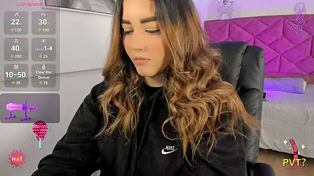 Lucia_star__ live