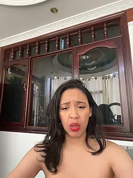 Esmerald_1111 live