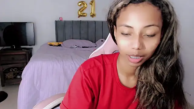 linda_brown_ live
