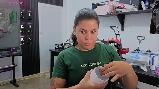 Daniela_mendoza26 live