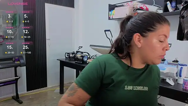 Daniela_mendoza26 live
