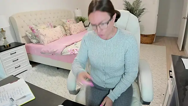 Vika73 live