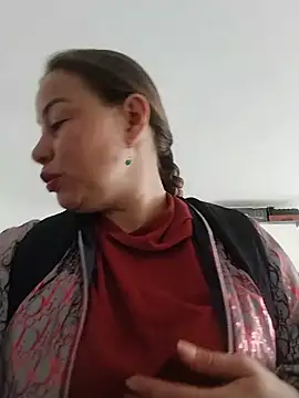 LaraCaliente live