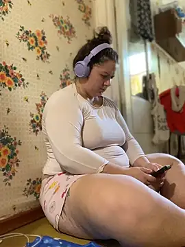 Nenssy555 live