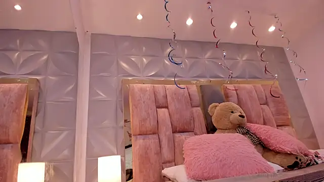 Charlotte_Ice1 live