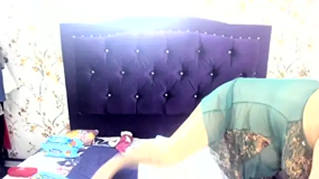 vikyadams live